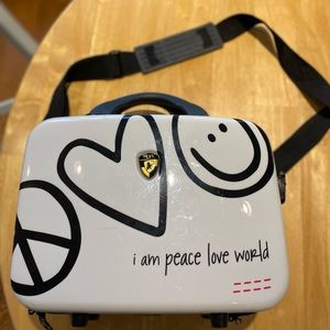 Heys Case